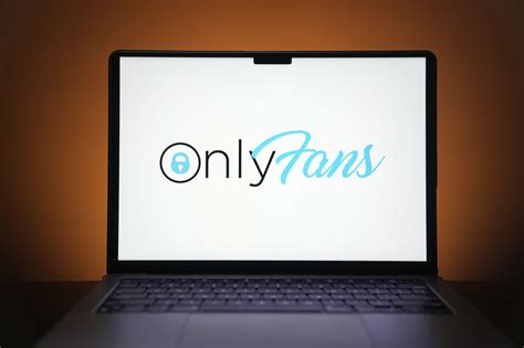 Teachers outed for moonlighting in porn on OnlyFans:。